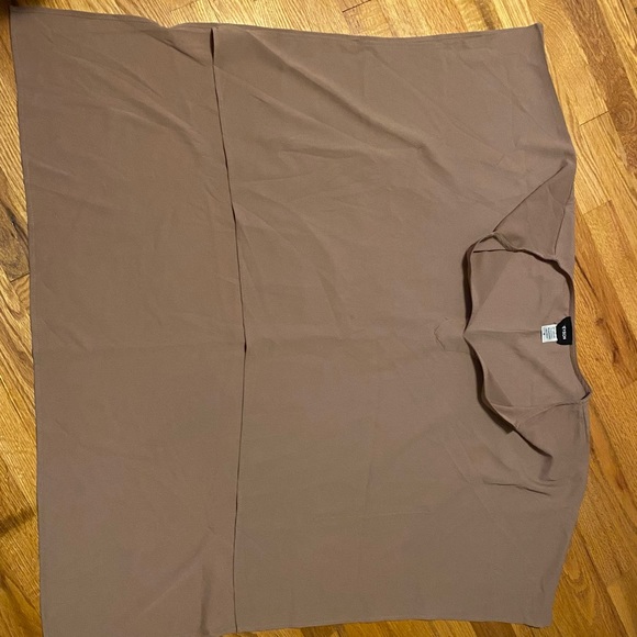 Boutique high low top - Picture 2 of 2